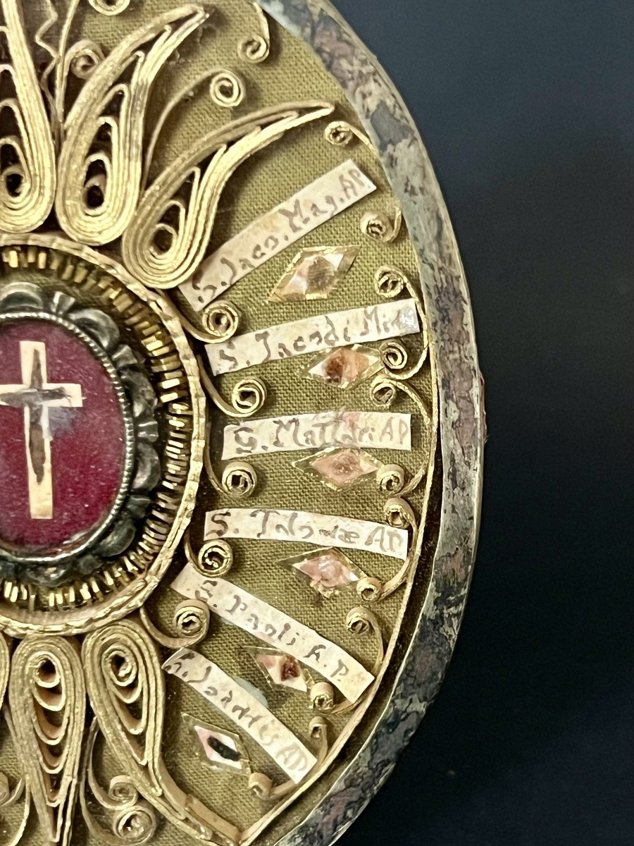 Oval Reliquary - Relic Of The Holy Cross And Relics Of The Twelve Apostles-photo-4