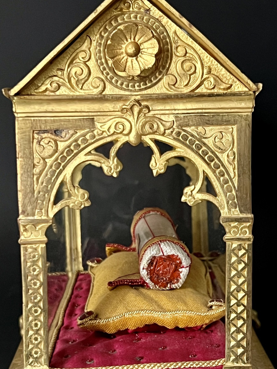 Neo-gothic Reliquary Shrine In Gilt Bronze Containing A Reliquary Tube Ex Ossibus – 19th Century -photo-5