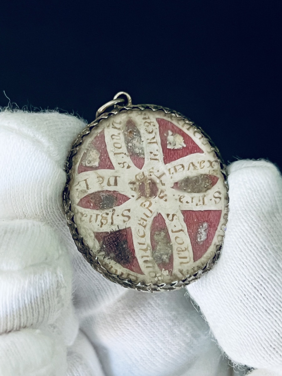 Reliquary Pendant With Miniature Of Saint John Nepomuk And Relics Of Jesuit Saints-photo-4
