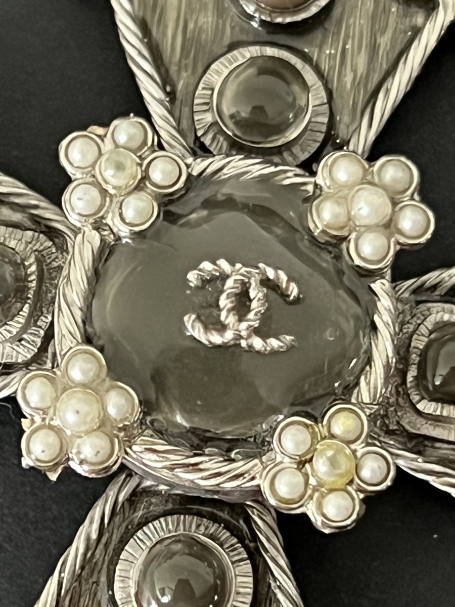 Pendentif Croix Chanel  - Karl Lagerfeld -photo-2