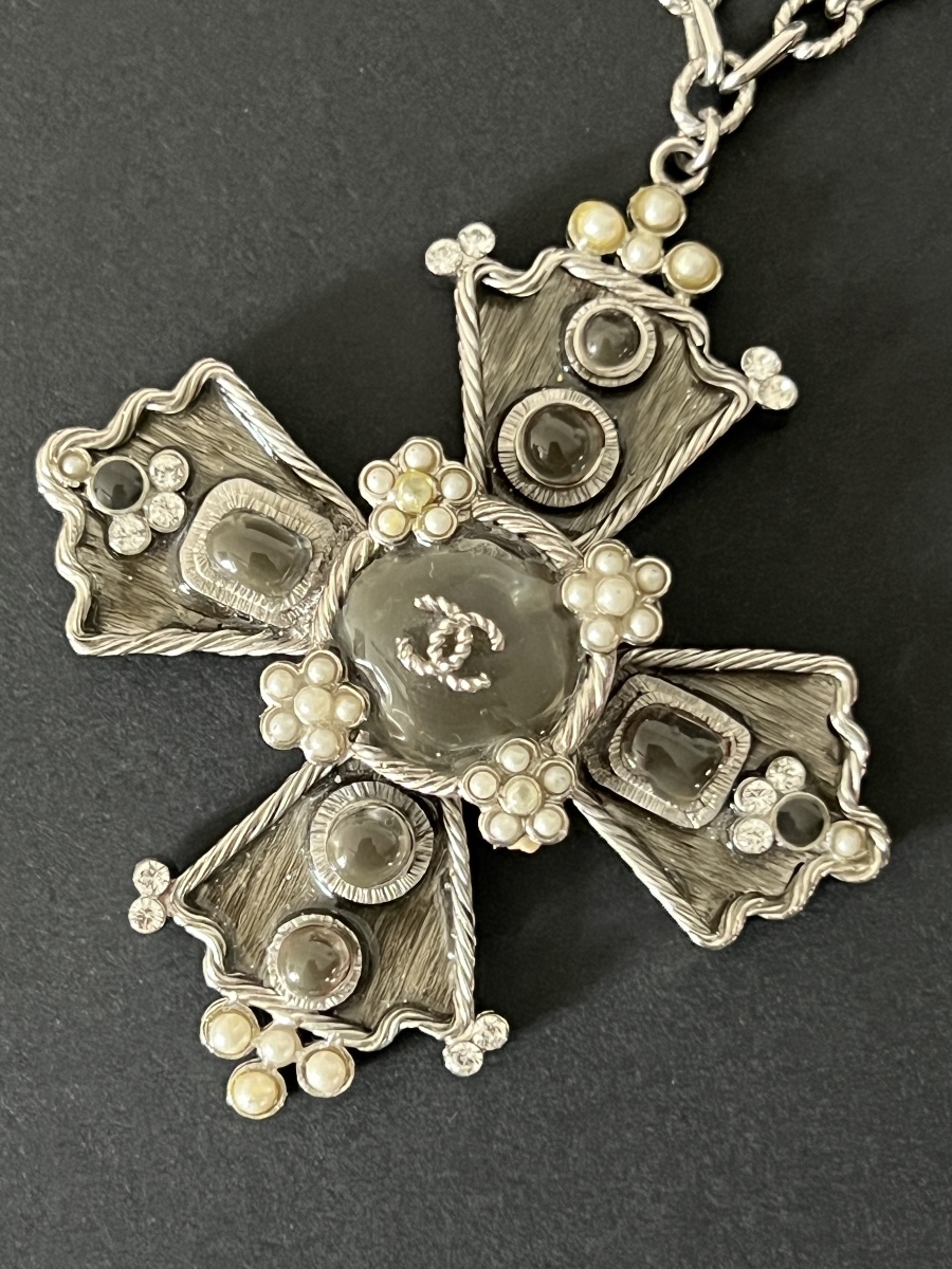 Pendentif Croix Chanel  - Karl Lagerfeld -photo-3