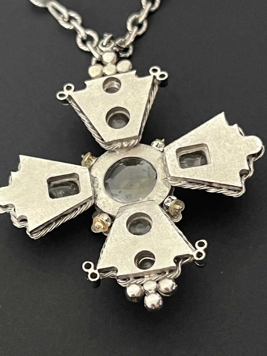 Pendentif Croix Chanel  - Karl Lagerfeld -photo-5