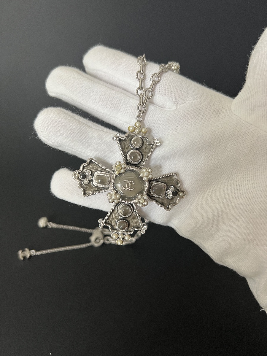 Pendentif Croix Chanel  - Karl Lagerfeld -photo-6