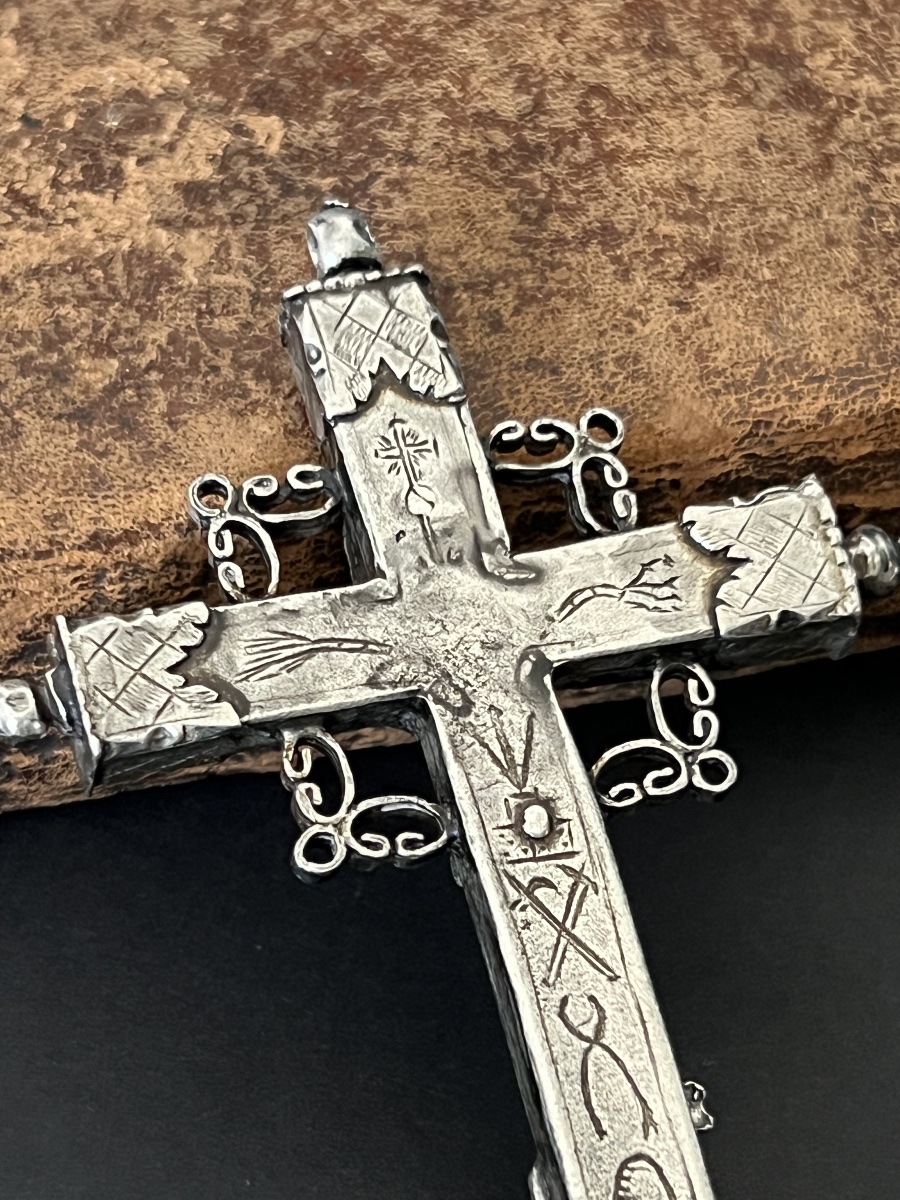 Croix de dévotion -  XVIIIᵉ siècle (ou début XIXᵉ)-photo-1