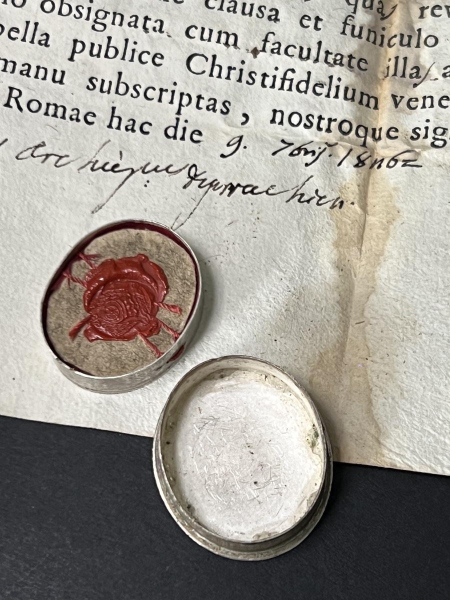 Reliquaire  Ex Ligno Sanctae Crucis avec son Authentique – Rome, 9 février 1802-photo-1