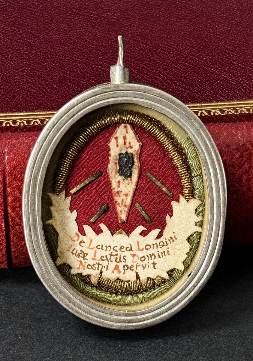 Reliquary "de Lancea Longini  quae  latus  domini  nostri Apervit" Reliquary – 18th Century