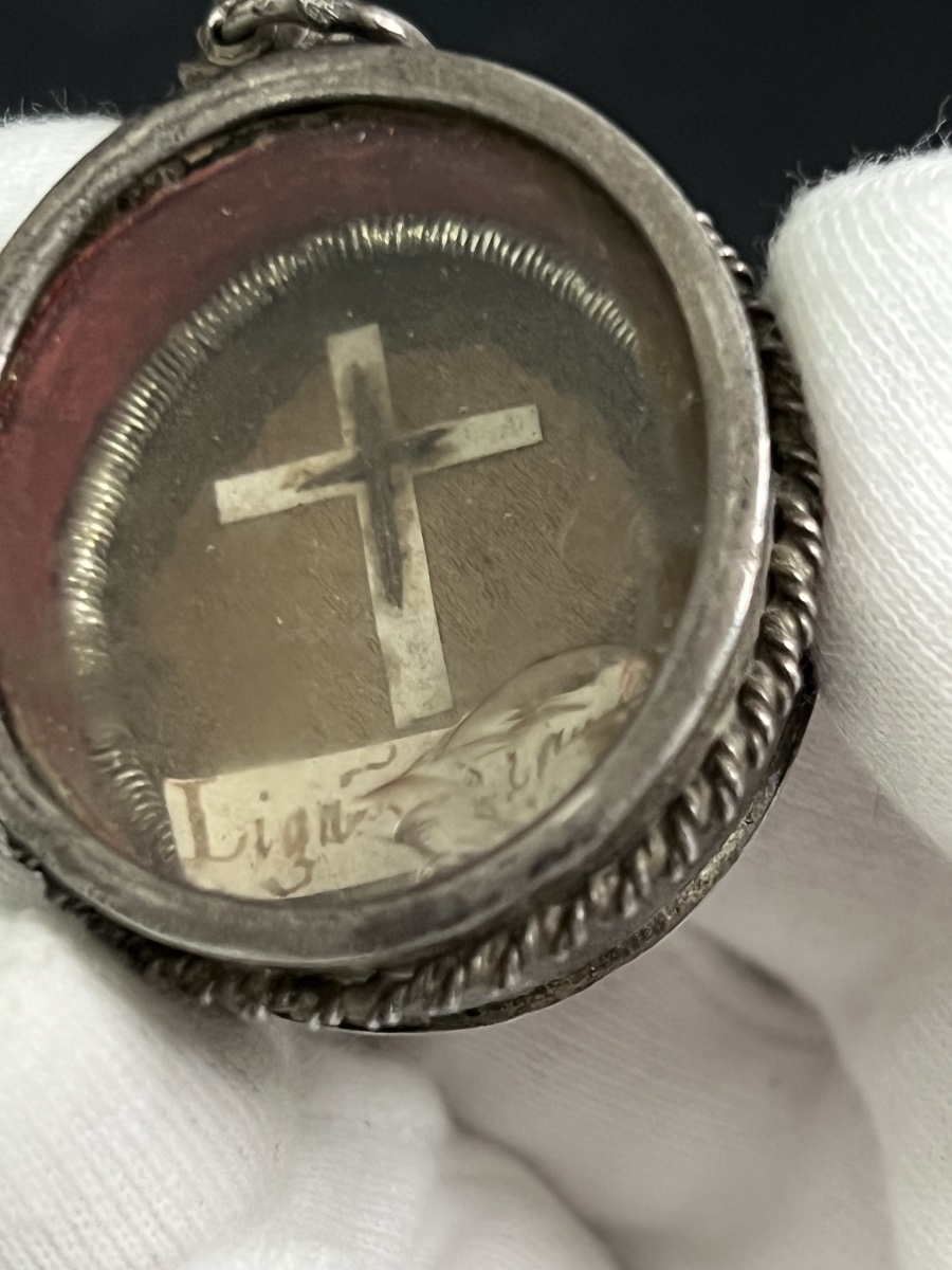Reliquaire  « Lignum Sanctae Crucis » – Argent – XVIIIe siècle-photo-3