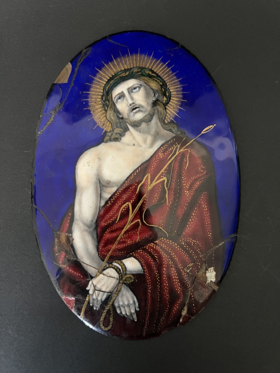 Christ With A Reed – Oval Polychrome Enamel Plaque, 17th Century