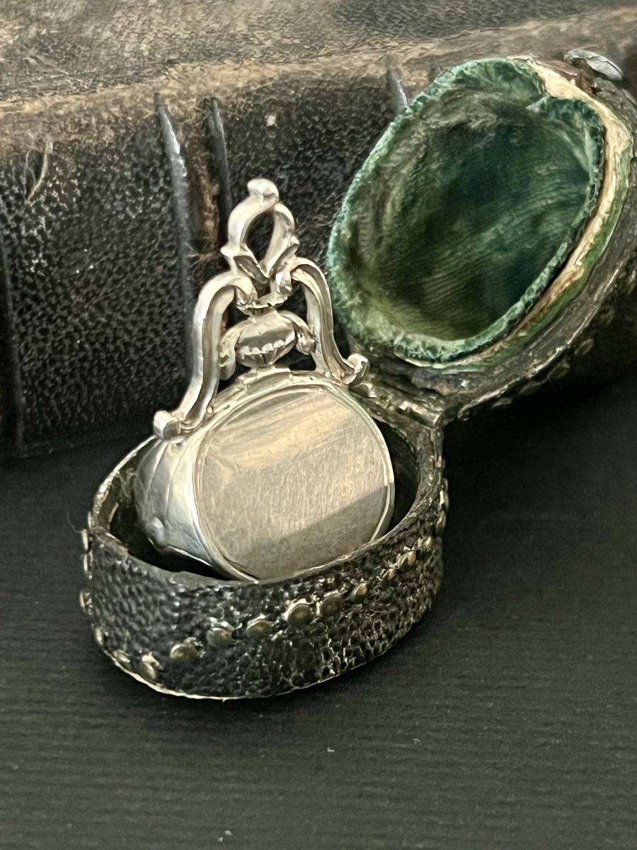 Heraldic Seal Made Of Tinted Rock Crystal, With A Silver Setting And Original Case – 19th Century -photo-3