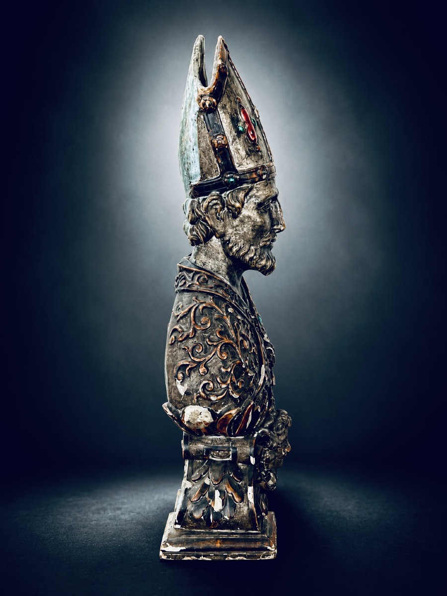 Carved, Lacquered, And Polychrome Wooden Reliquary Bust Of A Bishop – Italy, 18th Century-photo-3
