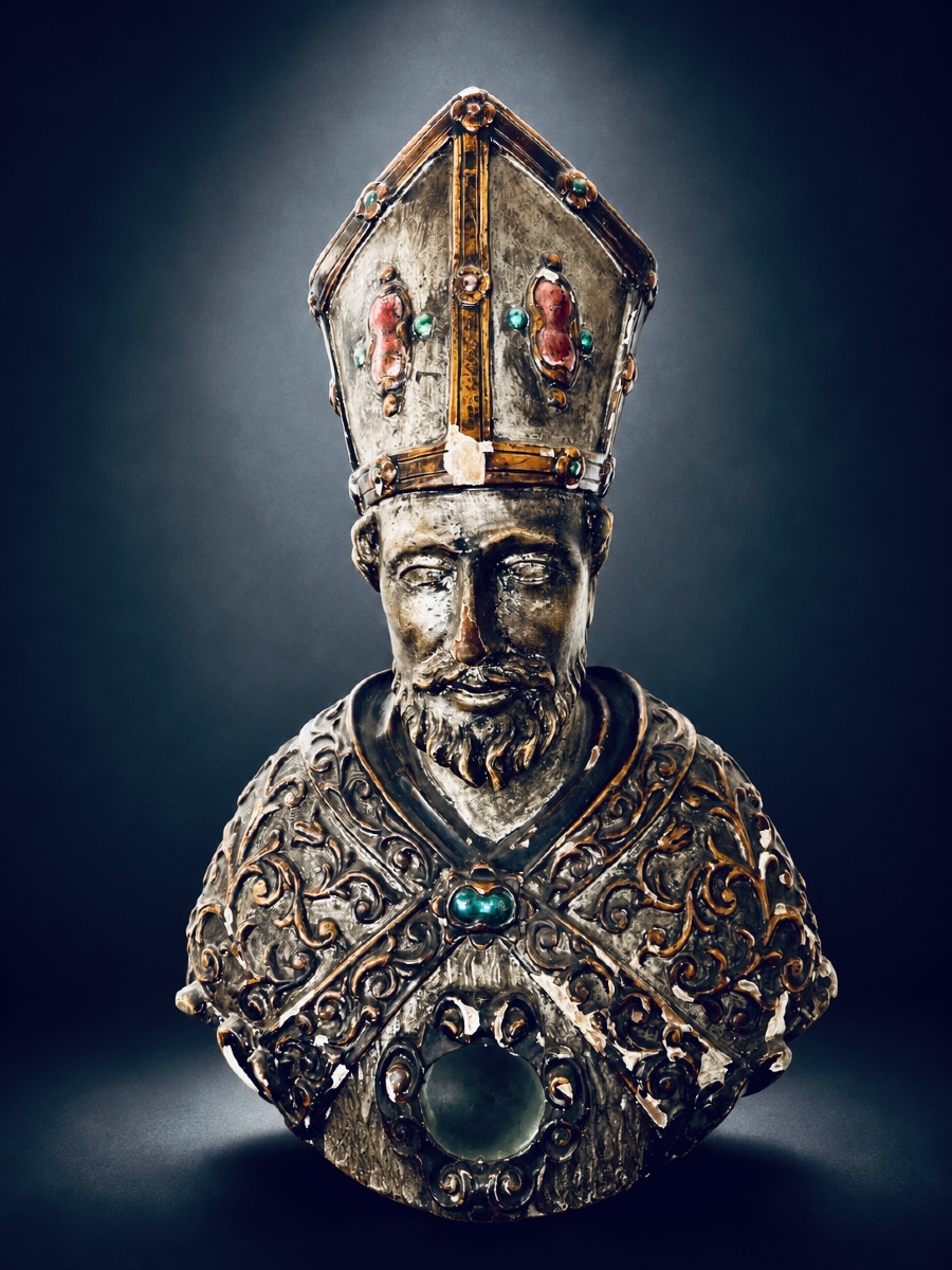 Carved, Lacquered, And Polychrome Wooden Reliquary Bust Of A Bishop – Italy, 18th Century-photo-4