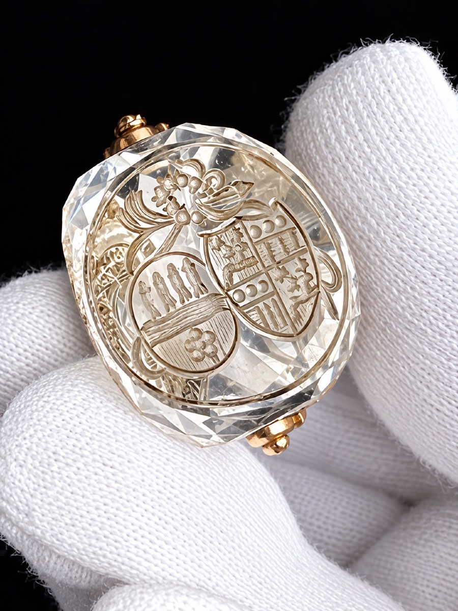 A 18-karat Gold And Engraved Rock Crystal Triple-matrix Desk Seal – 18th Century-photo-5