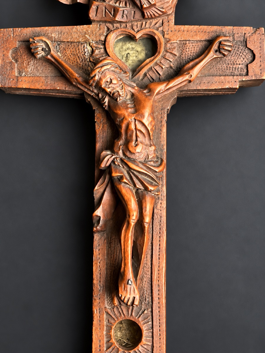 Croix-reliquaire de la Passion en buis sculpté – Allemagne du Sud, XVIIIe siècle-photo-3