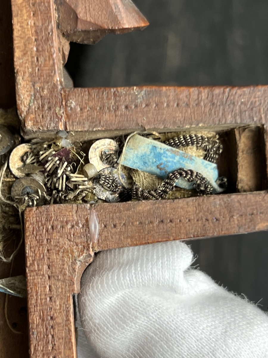Croix-reliquaire de la Passion en buis sculpté – Allemagne du Sud, XVIIIe siècle-photo-6