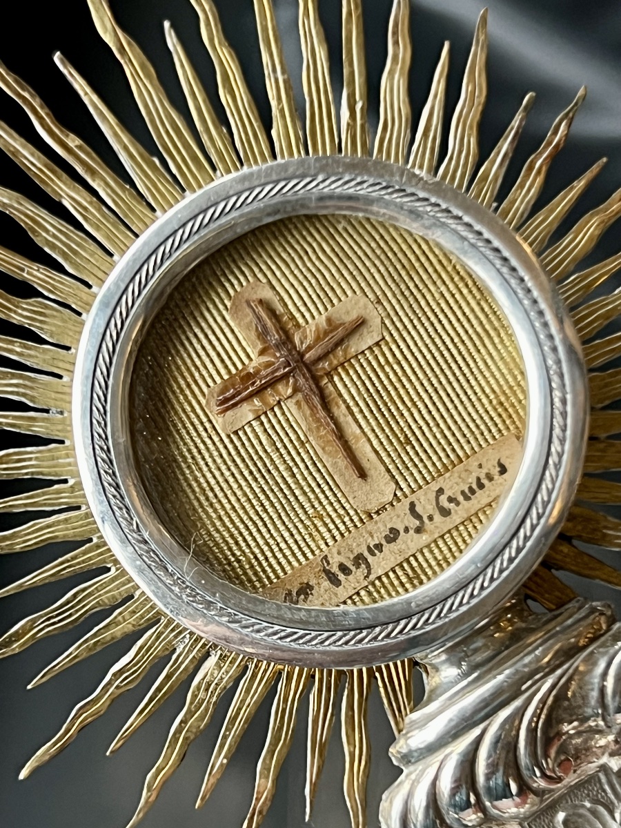 Reliquaire de la Vraie Croix en argent – Authentique épiscopale de 1840 – Sous globe de verre-photo-2