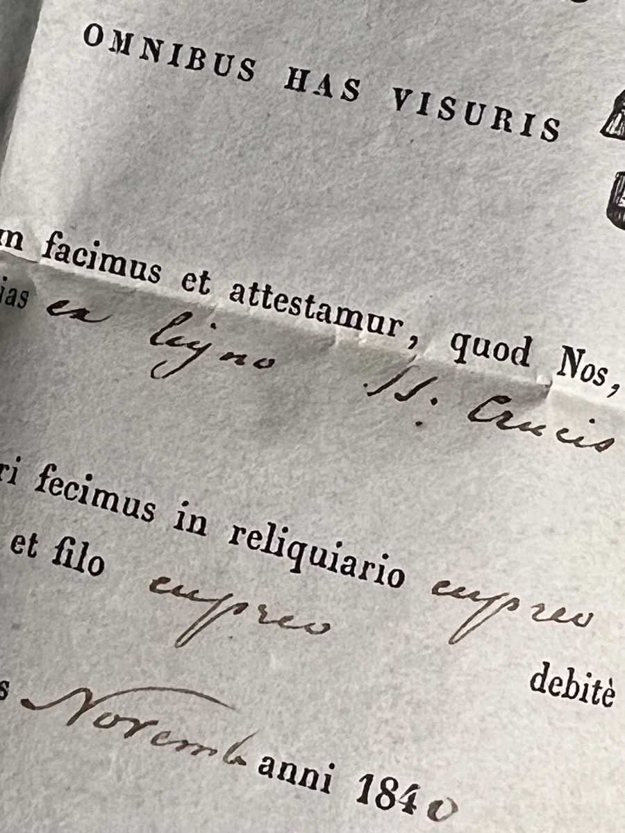 Reliquaire de la Vraie Croix en argent – Authentique épiscopale de 1840 – Sous globe de verre-photo-5