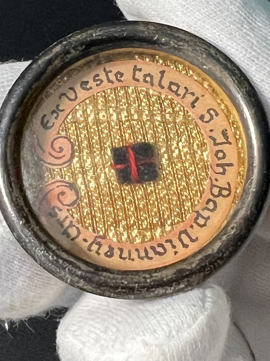 Thèque reliquaire scellée de saint Jean-Marie Vianney, curé d’Ars – Ex Veste Talari-photo-5