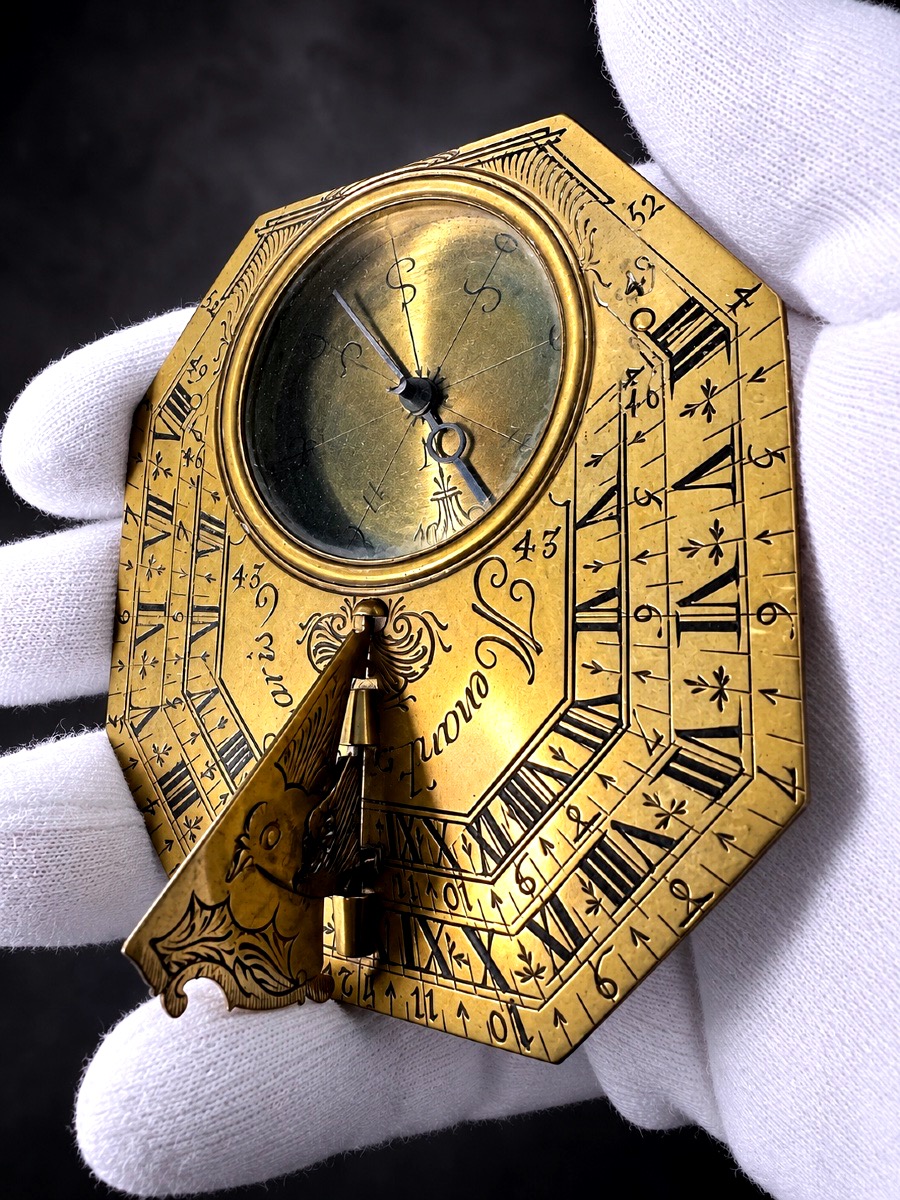 Rare Portable Equinoctial Sundial, Engraved And Nielloed, Signed “menant à Paris,” 17th Century-photo-3