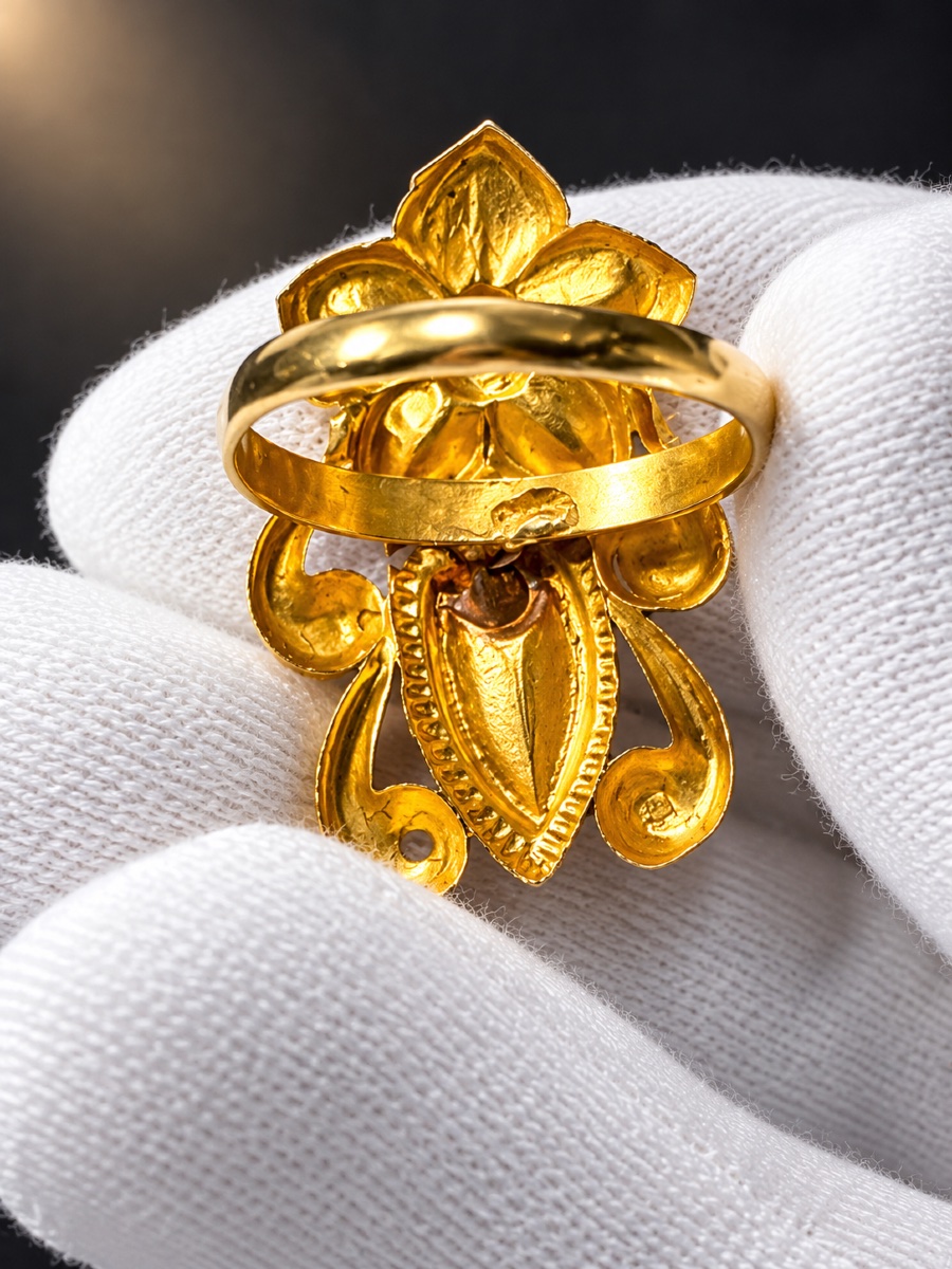 Bague ancienne persane en or jaune 18 carats – Décor floral – Début du XXe siècle-photo-4