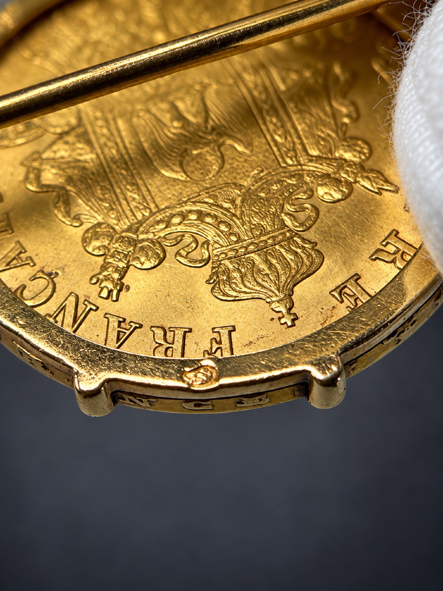 Antique 18-karat Gold Brooch Featuring A 20-franc Napoleon III Coin From 1868 And Fine Pearls-photo-3