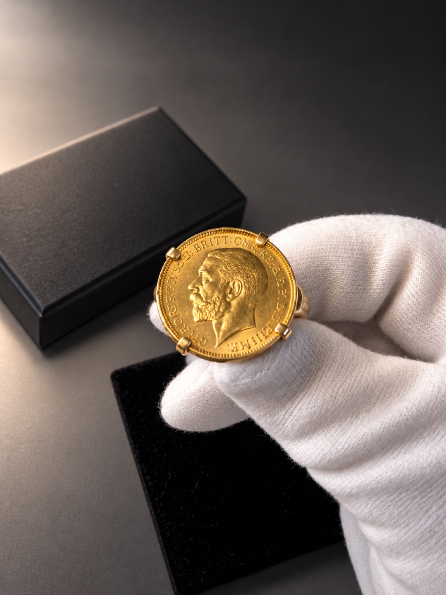 18-karat Yellow Gold Ring Featuring A British Gold Sovereign—george V—early 20th Century -photo-3