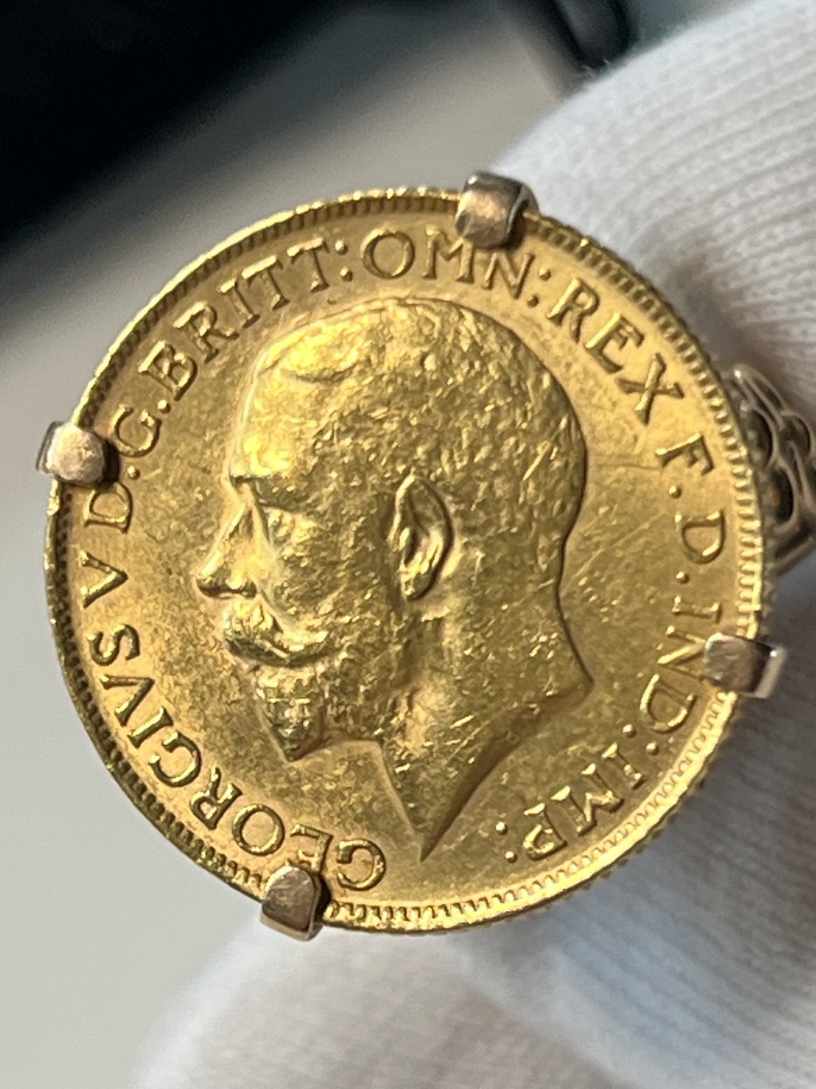 18-karat Yellow Gold Ring Featuring A British Gold Sovereign—george V—early 20th Century -photo-4