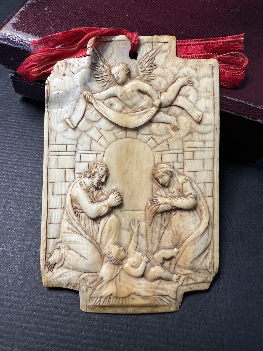 Rare plaque de dévotion en ivoire sculpté – La Nativité – XVIIIe / début XIXe siècle-photo-2