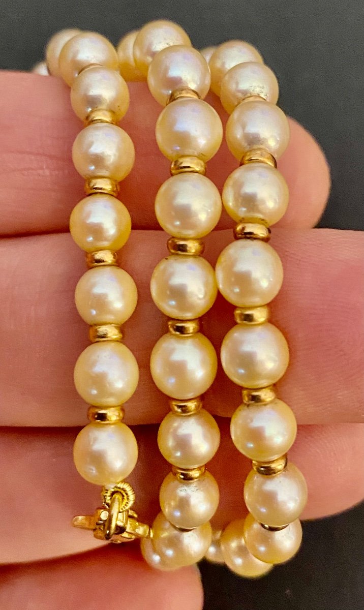 Gold Necklace And Cultured Pearls-photo-2