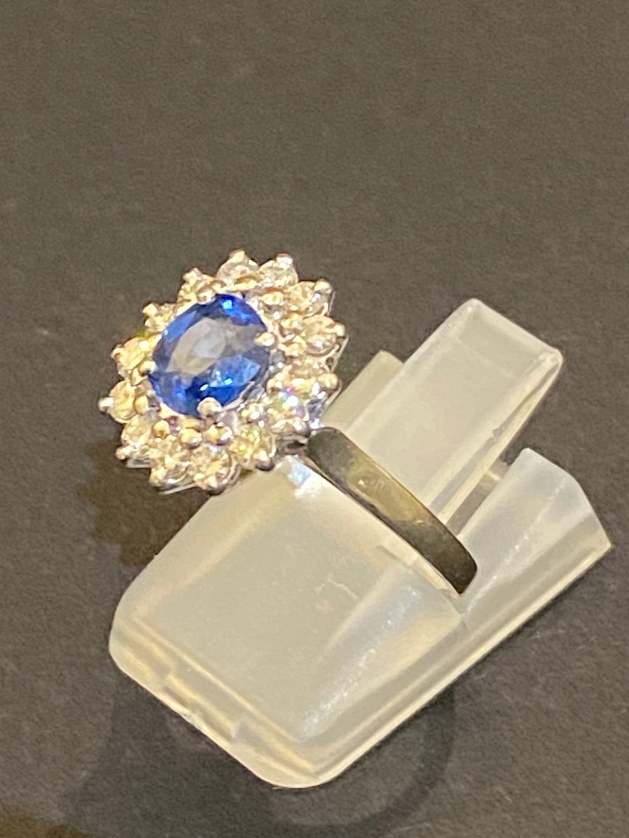 Marguerite Ring In Gold, Platinum, Sapphire And Diamonds-photo-5