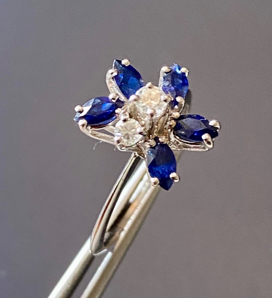 Bague Or Gris 750/1000 Eme , Saphirs Et Diamants-photo-1
