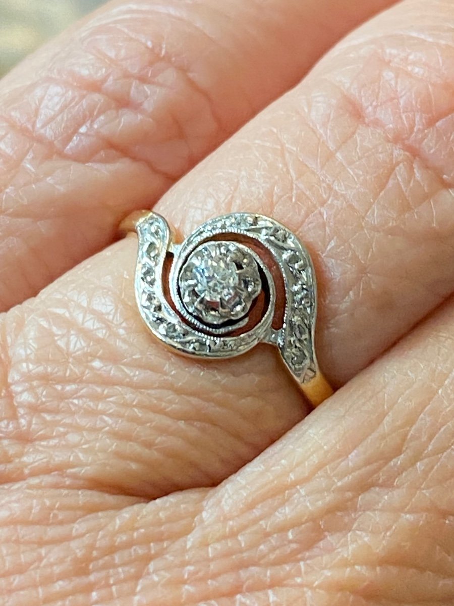 Old Tourbillon Ring In Gold And Diamonds-photo-4