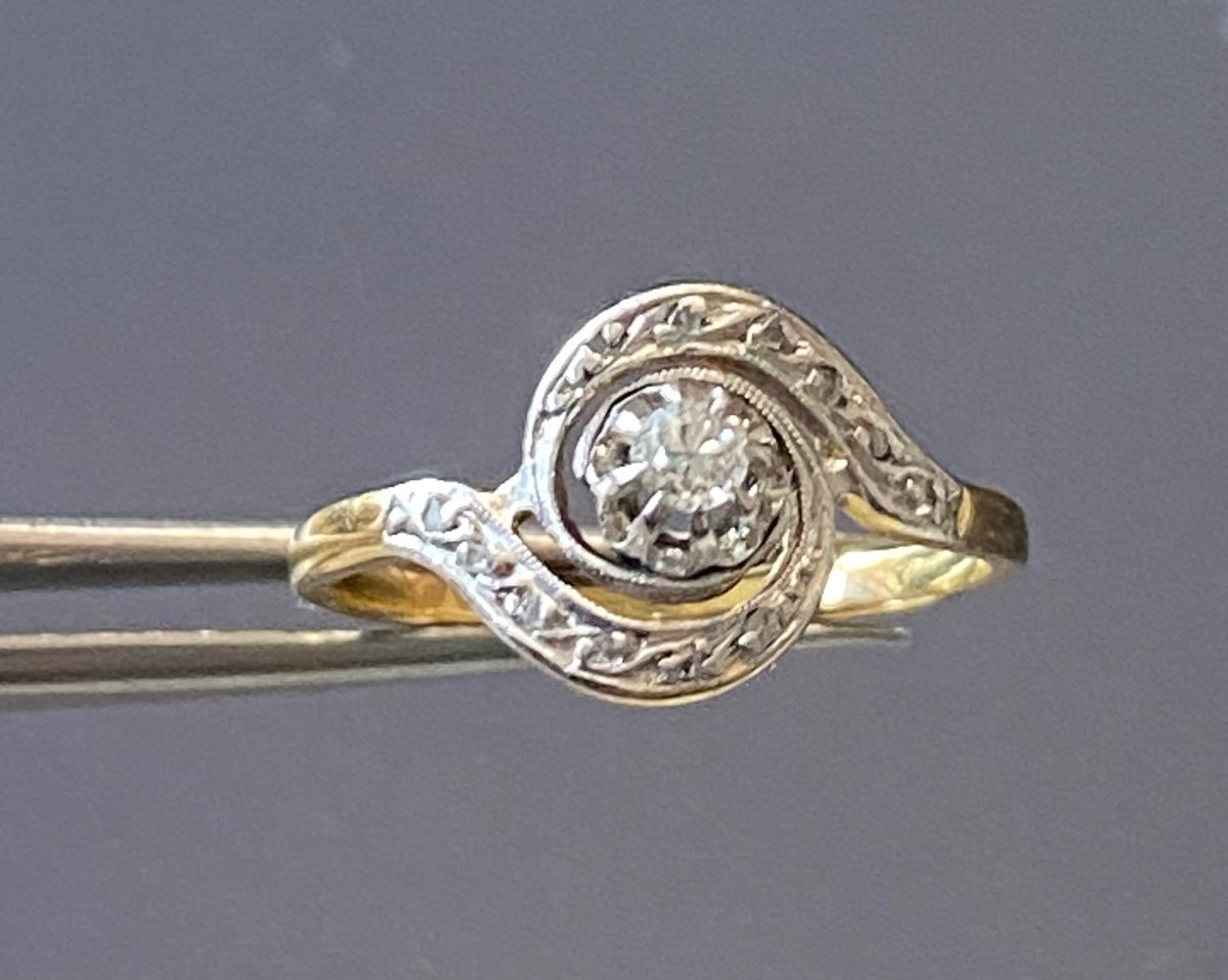 Old Tourbillon Ring In Gold And Diamonds-photo-5