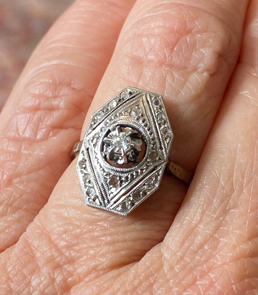 Belle Bague Art Deco En Or, Platine Et Diamants-photo-4