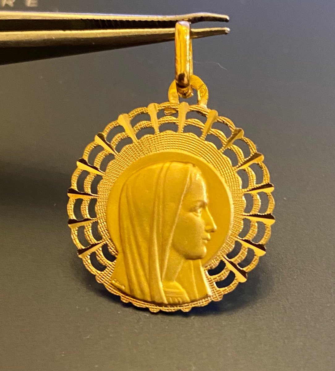 Religious Gold Medal-photo-3
