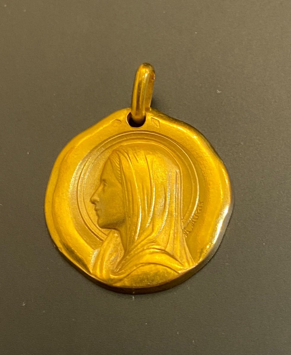 Médaille Religieuse En Or 750/1000 Eme. Signe Augis-photo-4