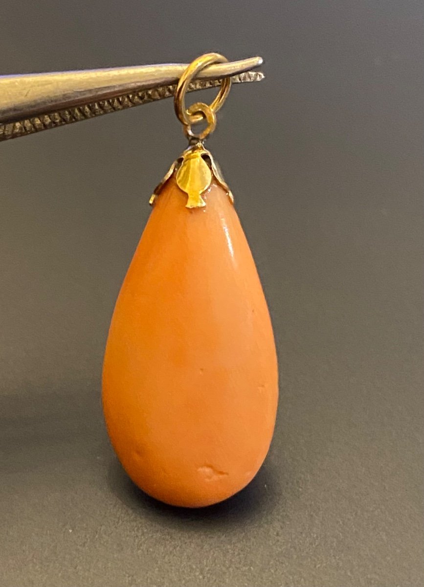 Old Gold And Coral Pendant-photo-4