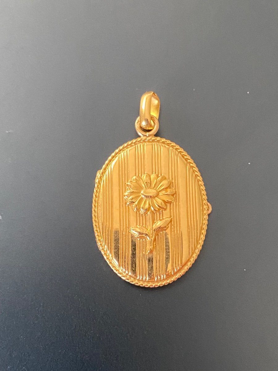 Pendentif Porte Souvenir En Or 750/1000 Eme