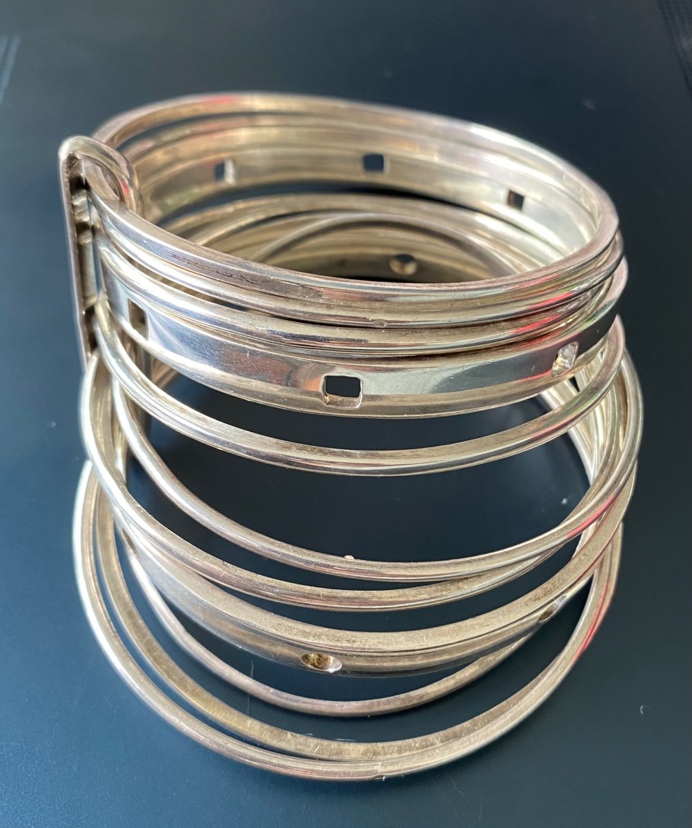 Silver Bracelet Composed Of 11 Elements