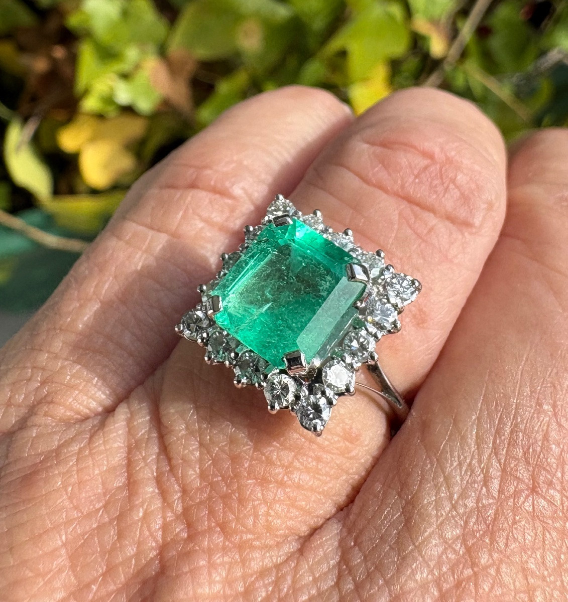 White Gold, Emerald And Diamond Ring-photo-2