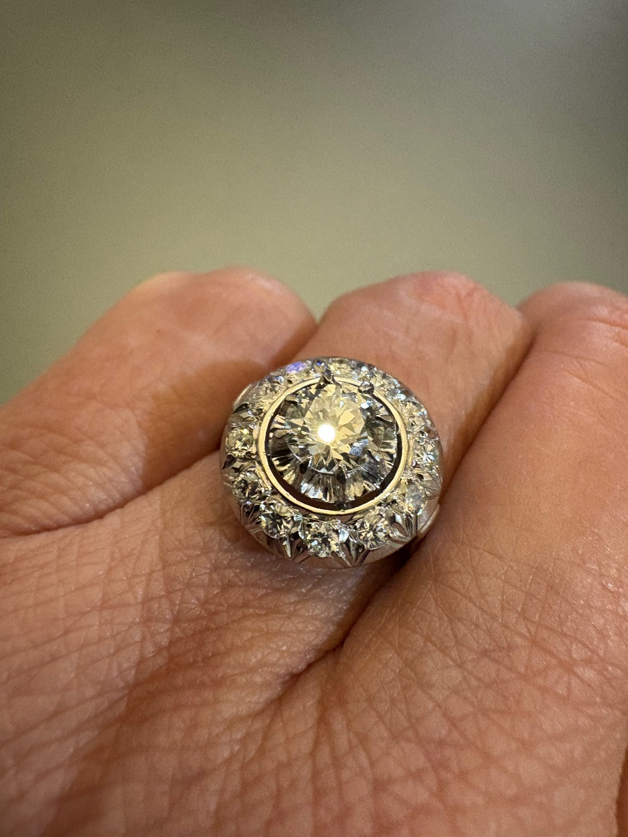 ART DECO: Bague en or gris 750/1000 eme, platine 850/1000 eme et diamants.-photo-1
