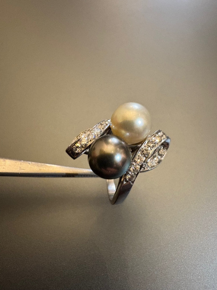 Platinum Ring, Akoya Pearl, Tahitian Pearl And Diamonds.-photo-3