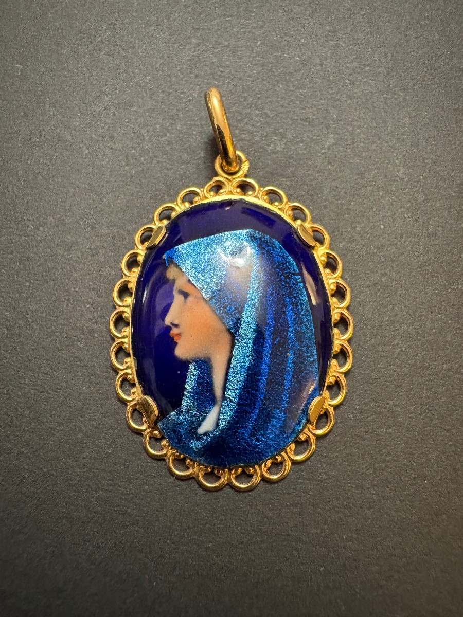 Ancien pendentif en or et  miniature en porcelaine de Limoges émaillé.-photo-1