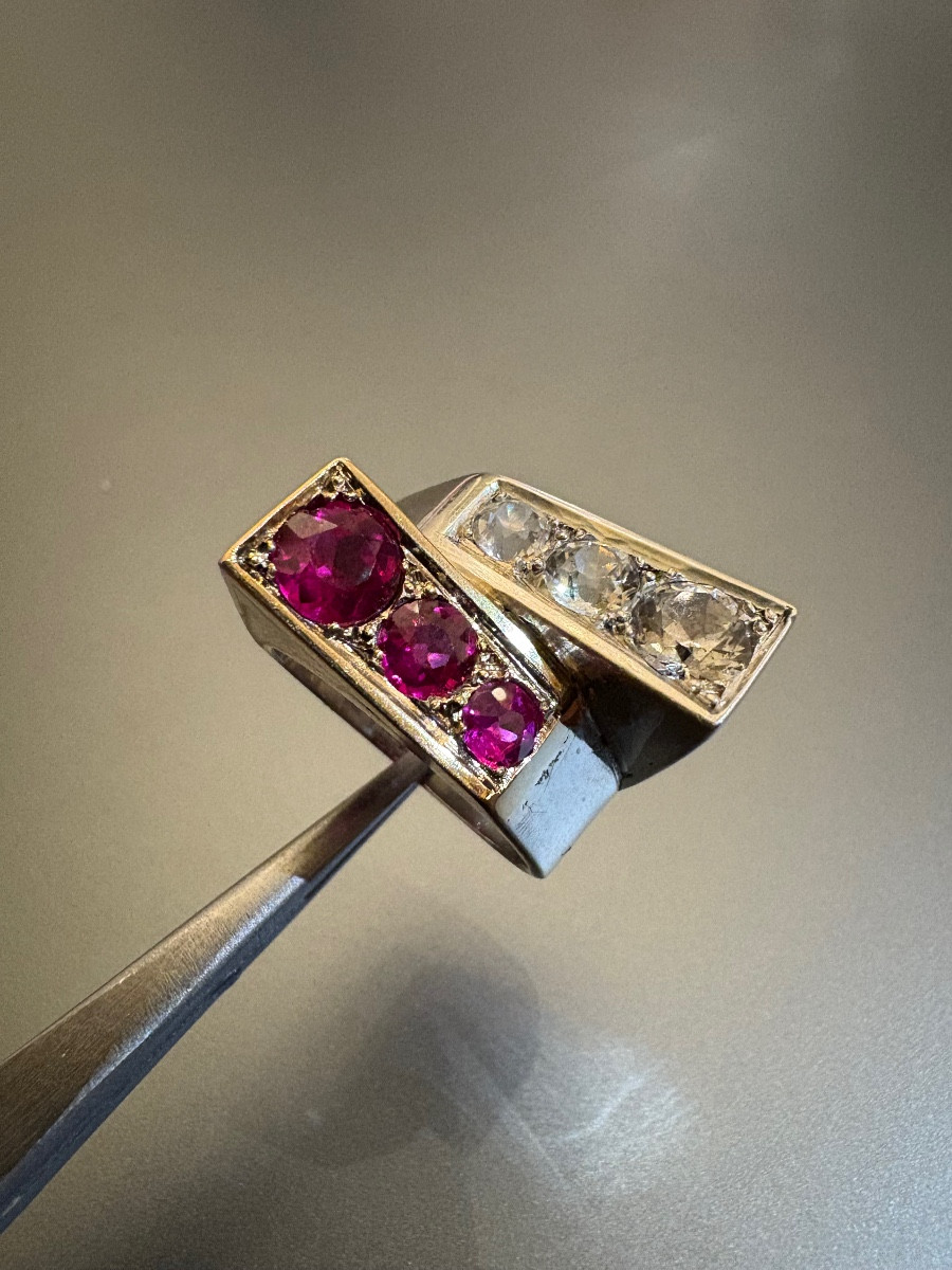 Tank Ring In 800/1000 Silver With Red And White Stones.