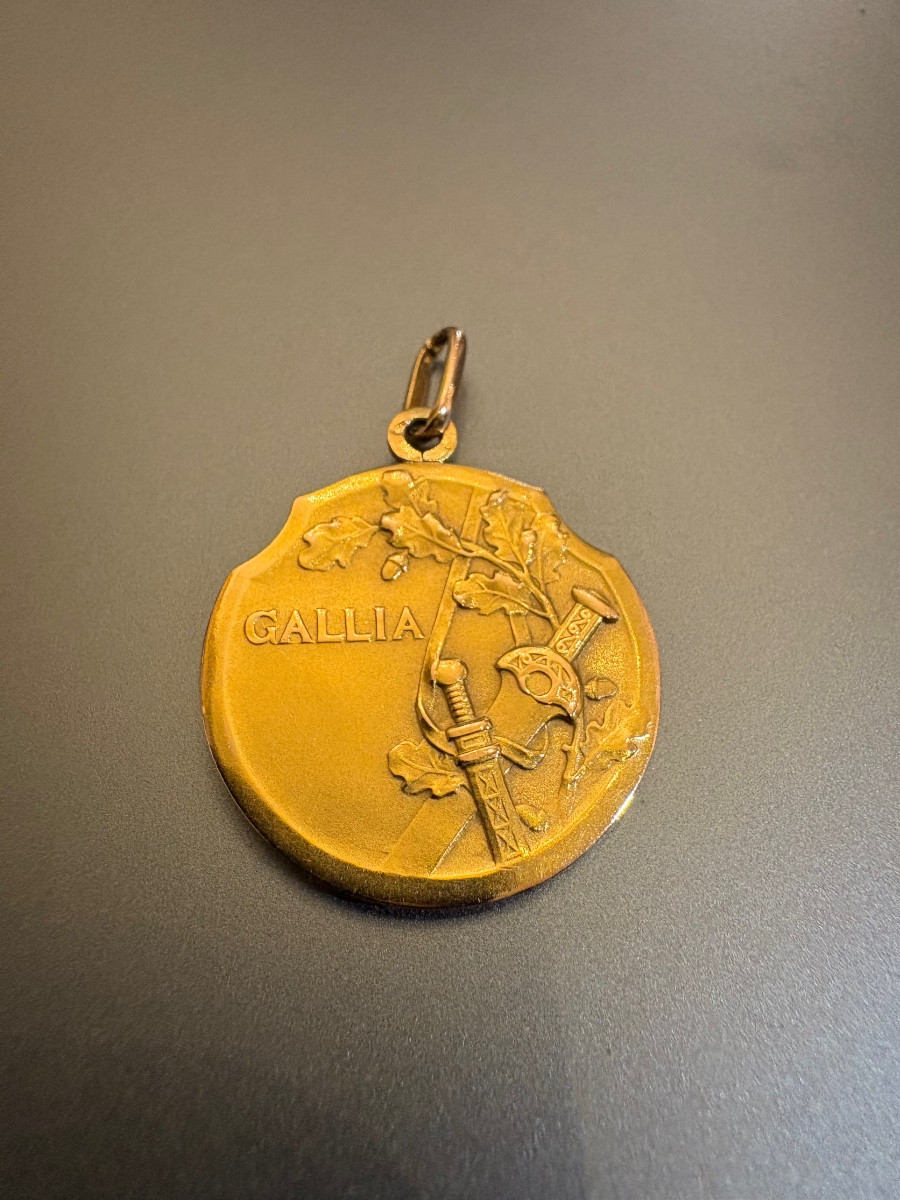 Antique "gallia" Pendant In 18k Yellow Gold (750/1000). Signed Becker.-photo-4