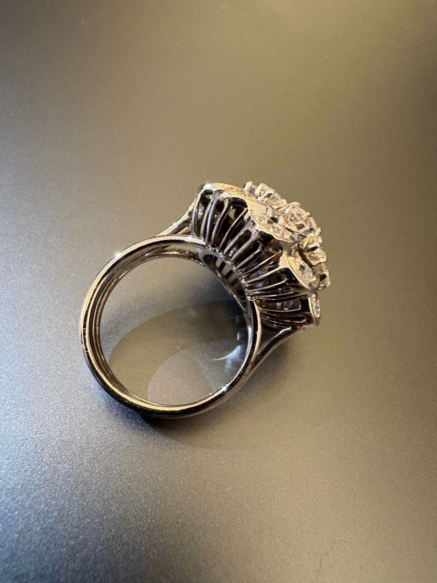 Ring In 750/1000th White Gold And Diamonds.-photo-3