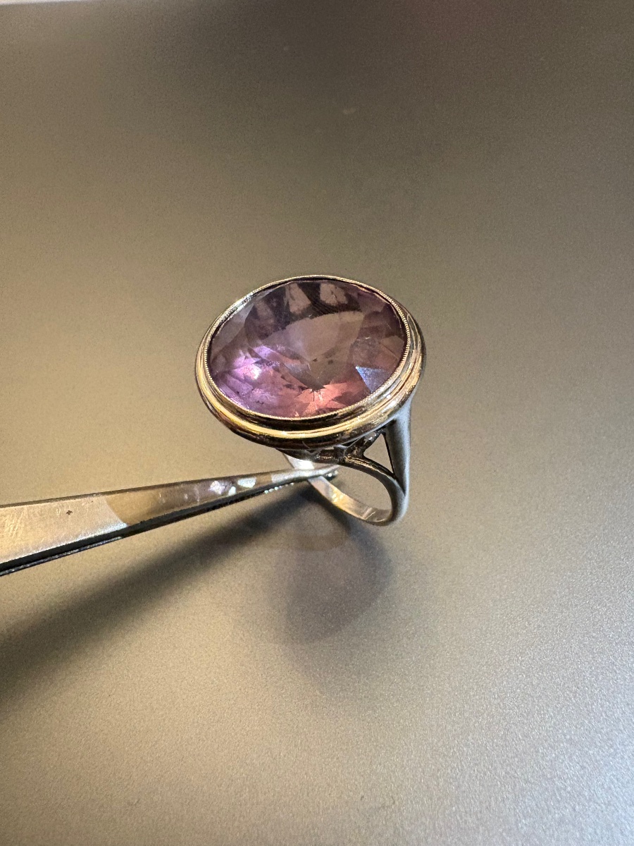 Ancienne bague en argent 800/1000 eme et améthyste.