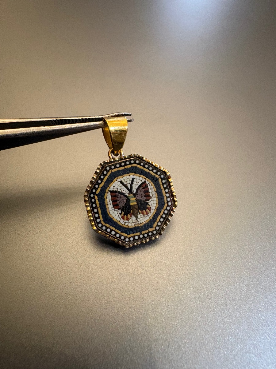 19th Century: Micro-mosaic Pomponne Pendant, Ram In 750/1000 Yellow Gold-photo-1
