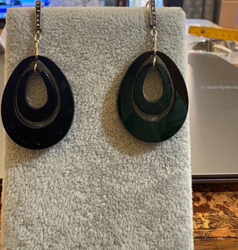 Art Deco: Pair Of 800/1000 Silver Hoop Earrings With Marcasite And Bakelite.-photo-2