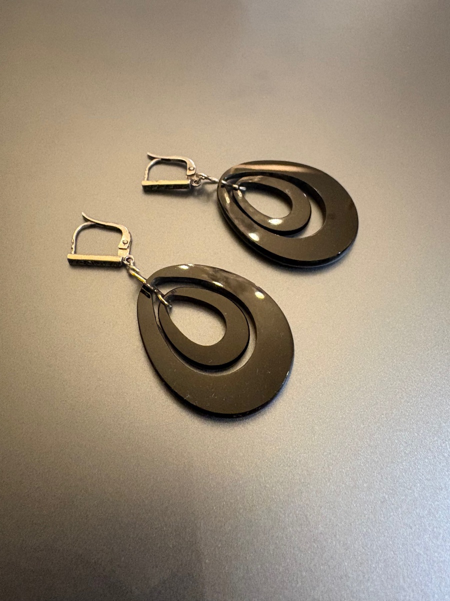 Art Deco: Pair Of 800/1000 Silver Hoop Earrings With Marcasite And Bakelite.-photo-3