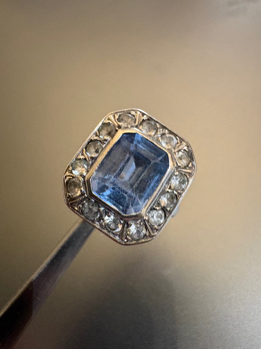 Art Deco: Ring Made Of 800/1000 Silver With Gemstones.